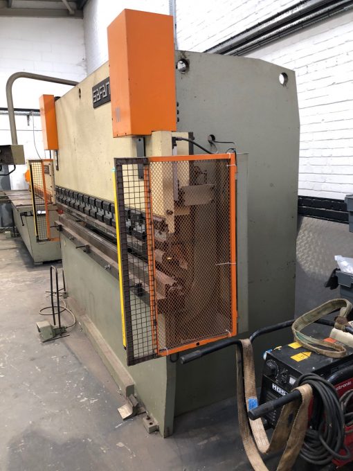 SOLD / Safan CNCS 3100/80 Hydraulic Downstroke Pressbrake - Image 5