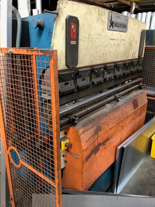 SOLD / Megoform PB 1635 Hydraulic Upstroke Pressbrake - Image 2