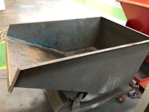 SOLD / E V Leonard HDI 350 Tilting Skip - Image 2