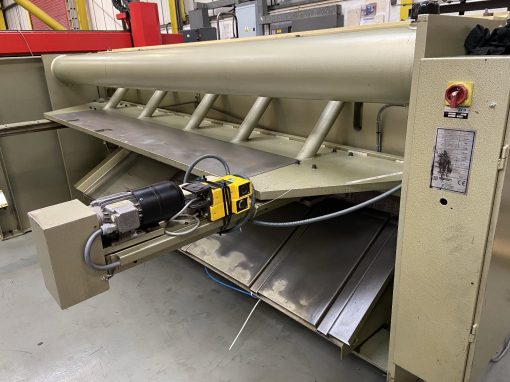 SOLD / Safan VS 310-4 Hydraulic Shear - Image 4