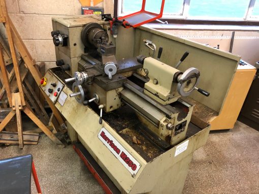 SOLD / Harrison M250 Centre Lathe - Image 2