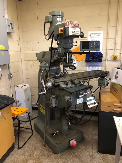 SOLD / XYZ 1500 Variable Speed Turret Mill