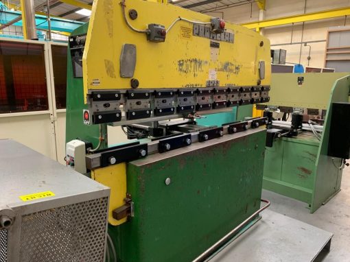 SOLD / Promecam RG33 Hydraulic Upstroke Pressbrake - Image 2