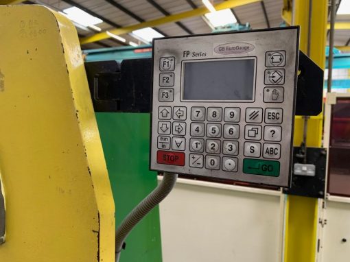SOLD / Promecam RG33 Hydraulic Upstroke Pressbrake - Image 4