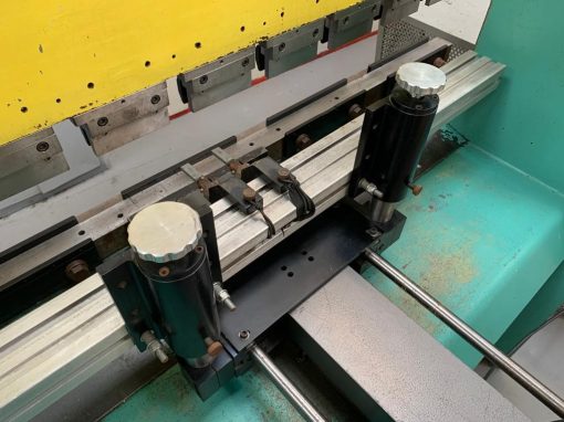 SOLD / Promecam RG33 Hydraulic Upstroke Pressbrake - Image 3