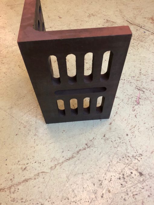 SOLD / Cast Angle Plate - Image 3