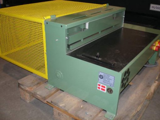 SOLD / HM S650M Powered Shear - Image 2