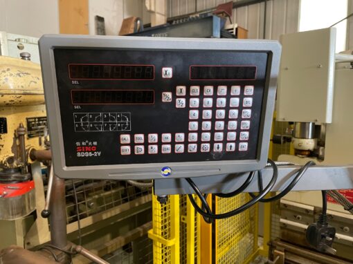 SOLD / Harrison M300 Gap Bed Centre Lathe - Image 5