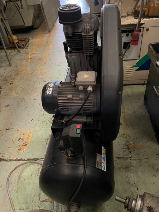 SOLD / SIP Airmate 5.5hp Compressor - Image 3
