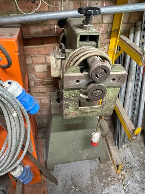 SOLD / Edwards UR4 Power Swager - Image 2