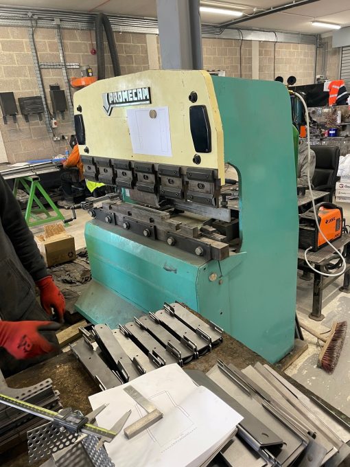 SOLD / Promecam RG 2512 Hydraulic Upstroke pressbrake