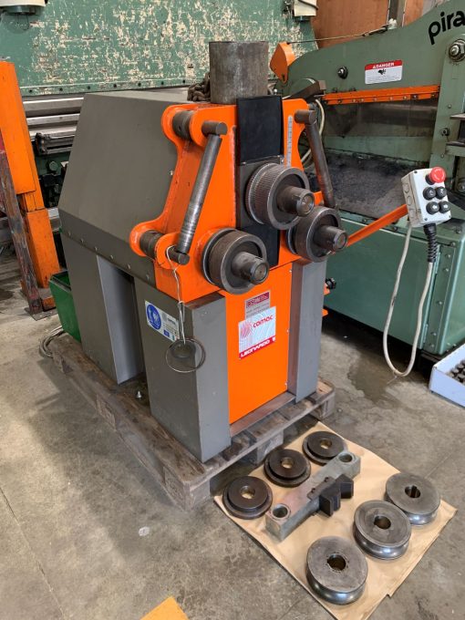 SOLD / Comac Leonardo Section Roller