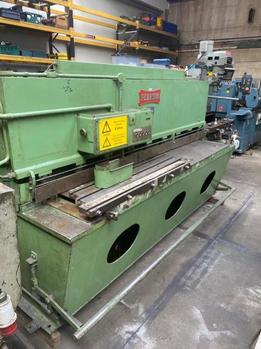 SOLD / Pearson 8' x 1/4" Hydraulic Shear