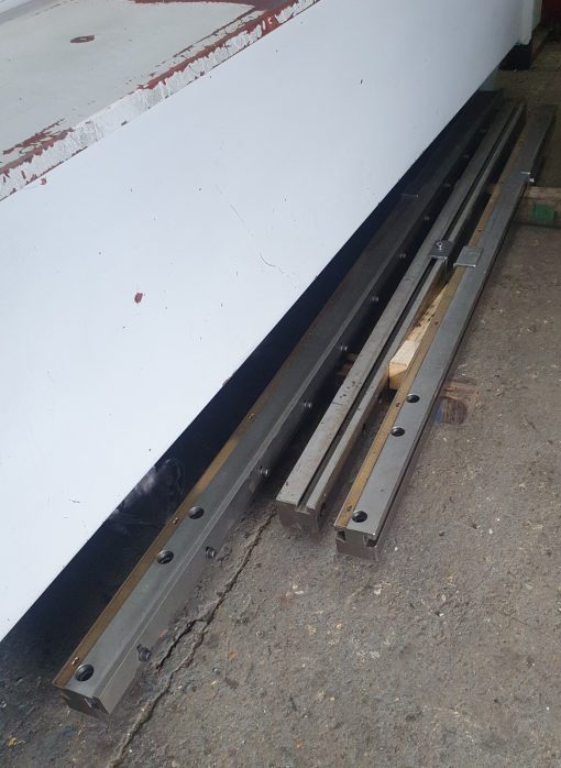 SOLD / Adira GHL 0425 Hydraulic Shear - Image 2