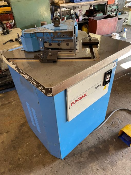 SOLD / Euromac 200/4 Corner Notcher - Image 6
