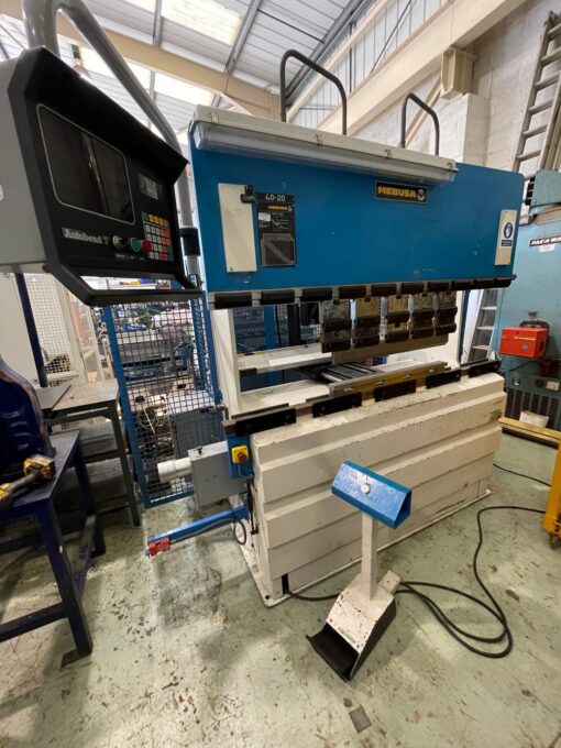 SOLD / Mebusa 40.20S Hydraulic Upstroke Pressbrake - Image 4