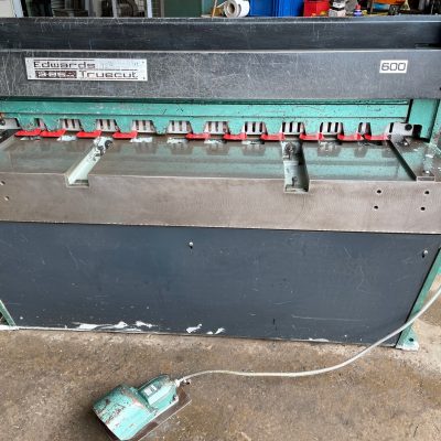 SOLD / Edwards DD 3.25/1250 Direct Drive Mechanical Shear