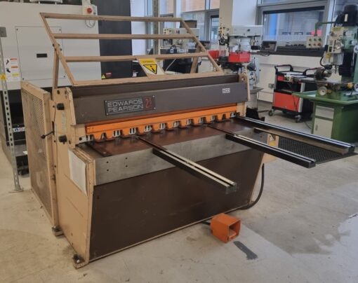 SOLD / Edwards DD 1250/2.5 Direct Drive Mechanical Shear - Image 2