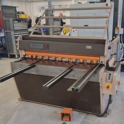 SOLD / Edwards DD 1250/2.5 Direct Drive Mechanical Shear