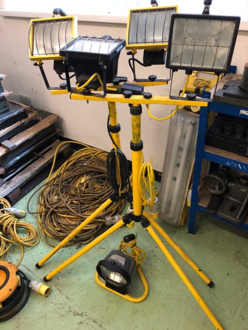 SOLD / Assorted 110volt Lighting & Extension Cables - Image 2