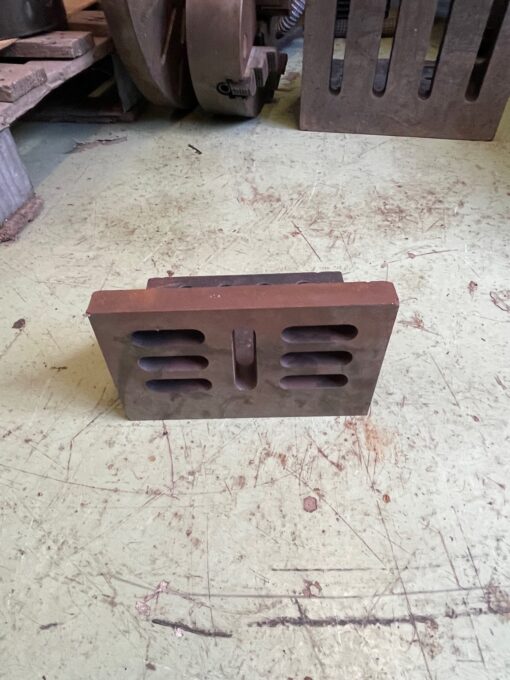 SOLD / Cast Angle Plate