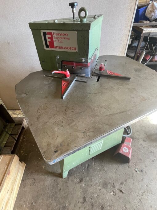 SOLD / Femco HN663 Hydraulic Corner Notcher - Image 5