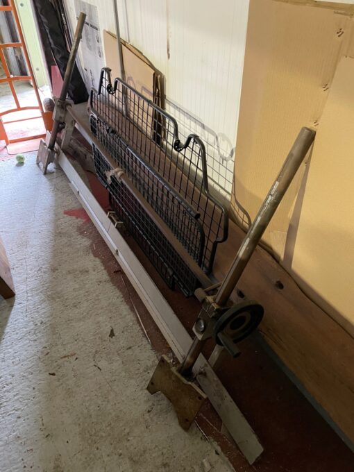 SOLD / Edwards DD 3.25/2500 Mechanical Shear - Image 4