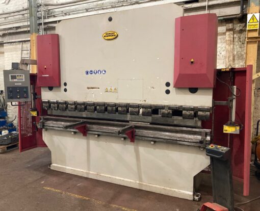 SOLD / Morgan Rushworth PB NC 3100/200 Hydraulic Downstroke Pressbrake