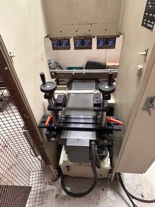 Macform QA 7-16 Hydraulic Upstroke Pressbrake - Image 3