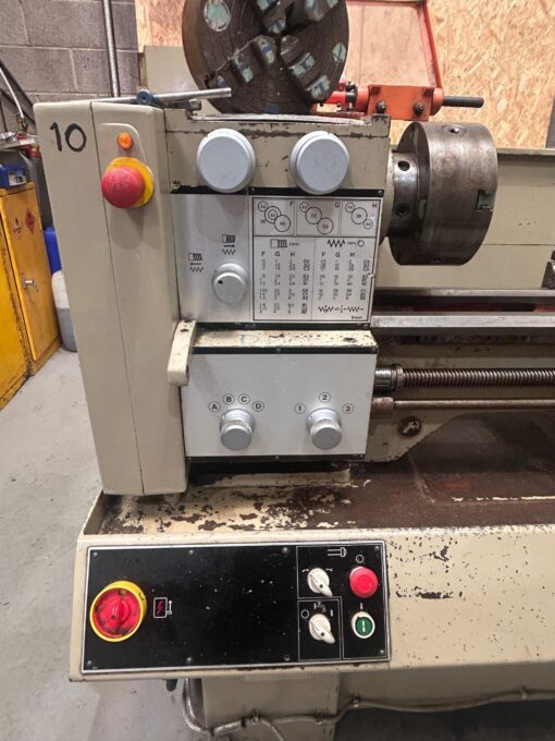 Harrison T300 Centre Lathe - Image 2
