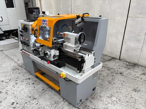 XYZ 1530VS Gap Bed Centre Lathe - Image 9