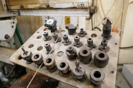 Bridgeport Interact 1 MK2 CNC Vertical Mill - Image 3