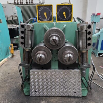 Roundo R-3-S Hydraulic Section Roller